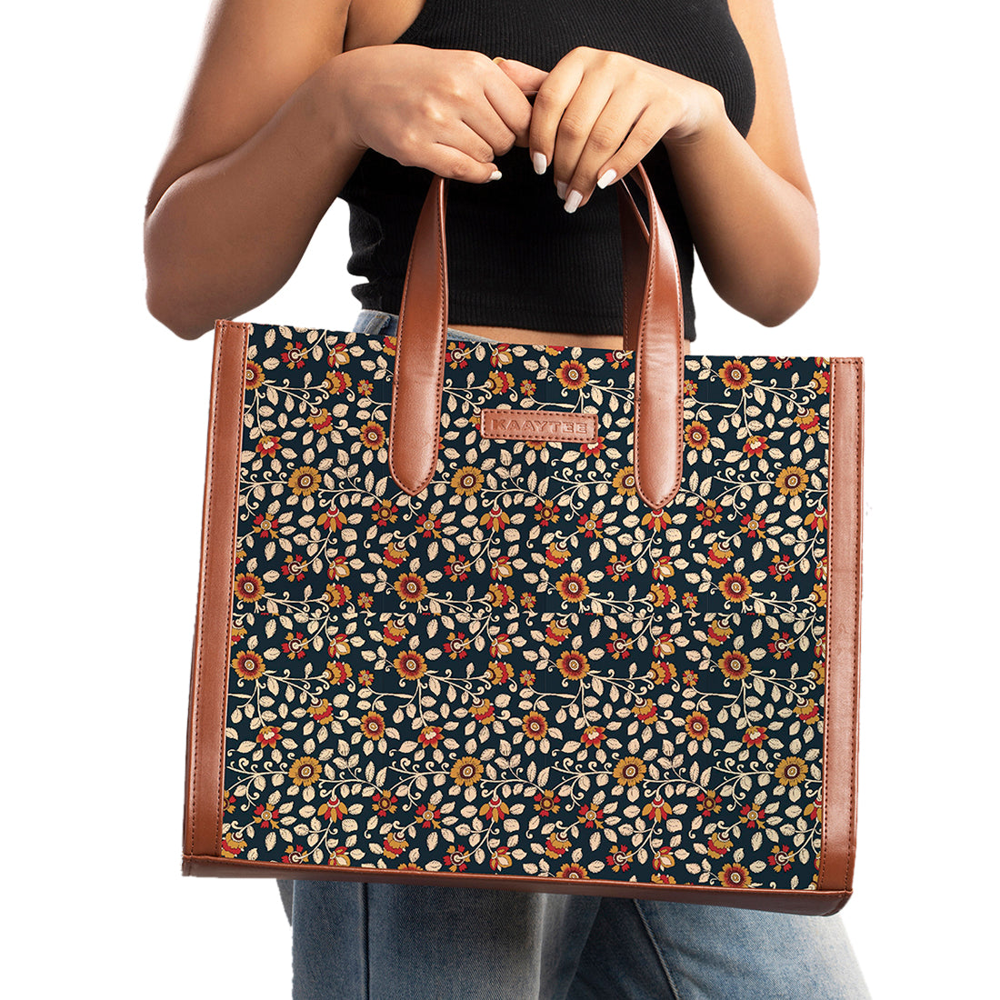 Kaaytee Women Printed Canvas Laptop Bag