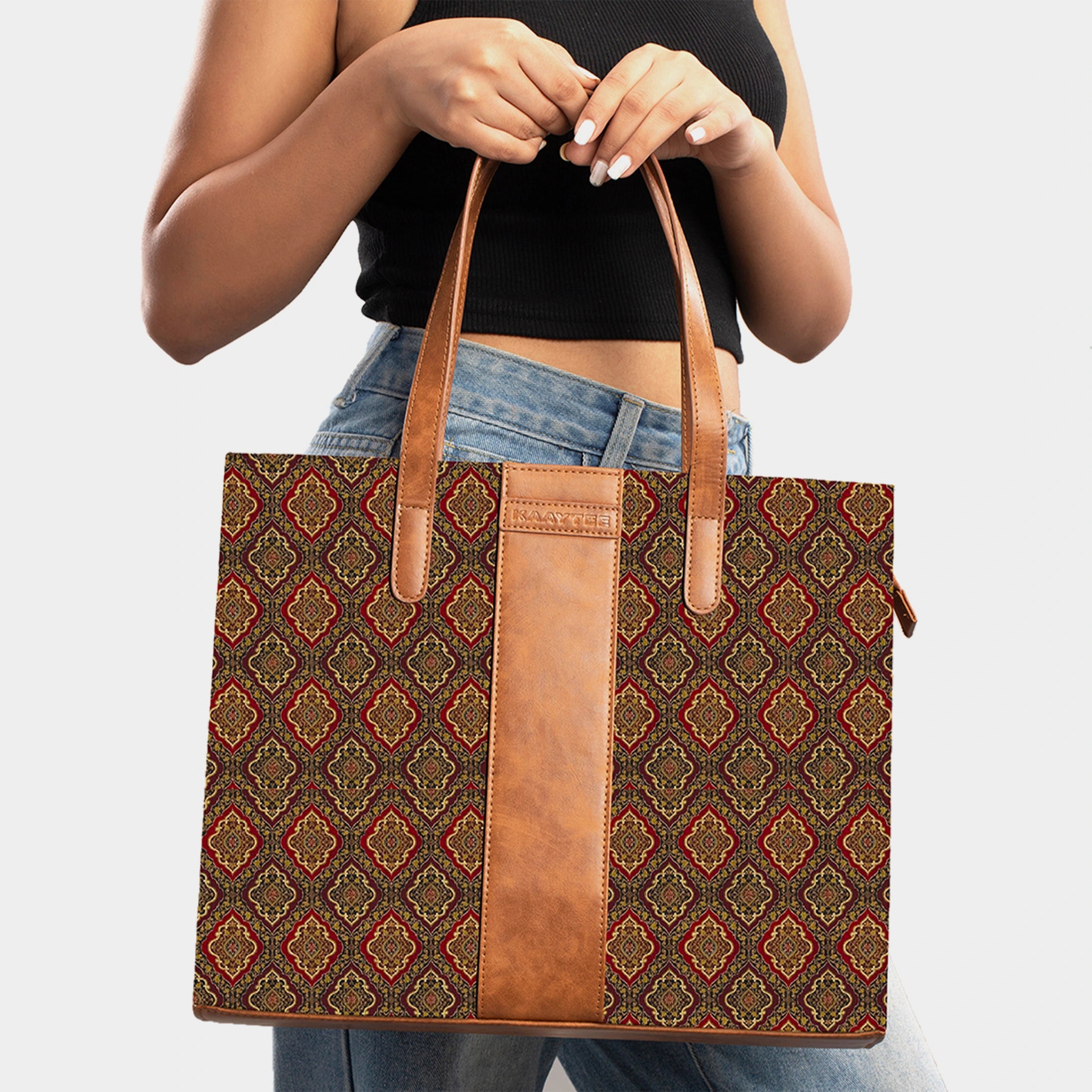 Kaaytee Women Printed Canvas Laptop Bag